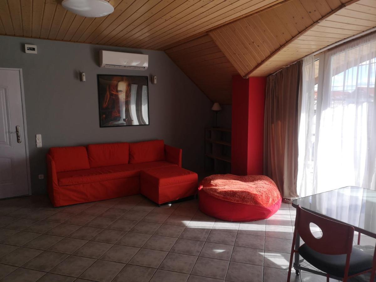 Szigeti Apartmanhaz Печ Екстер'єр фото